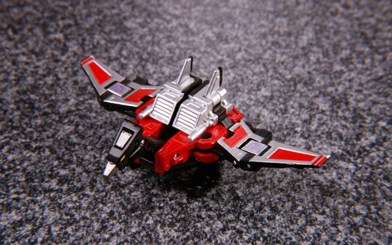 Hasbro Transformers Japanese Masterpiece Soundwave MP-13