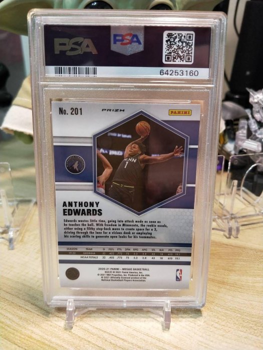 2020 Mosaic Anthony Edwards Gold Wave PSA 9